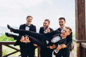 the,groom,and,his,friends,celebrate,the,wedding.,men,in